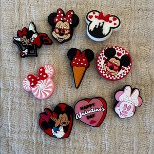 NWOT! Disney Valentines Day Mickey & Minnie Mouse Shoe Charms Set of 9